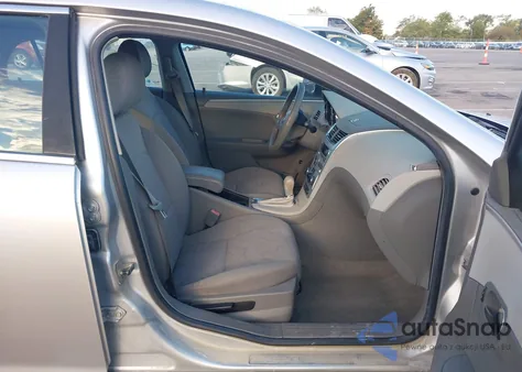 2010 Chevrolet Malibu Lt из США, поврежденный, VIN 1G1ZC5EB2AF232810